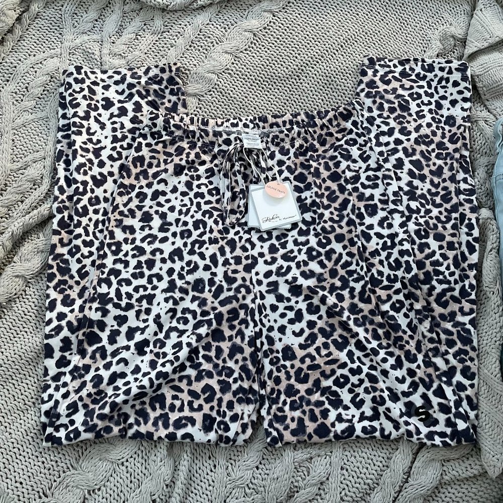 NWT! Small Mia & Tess Lounge Pants